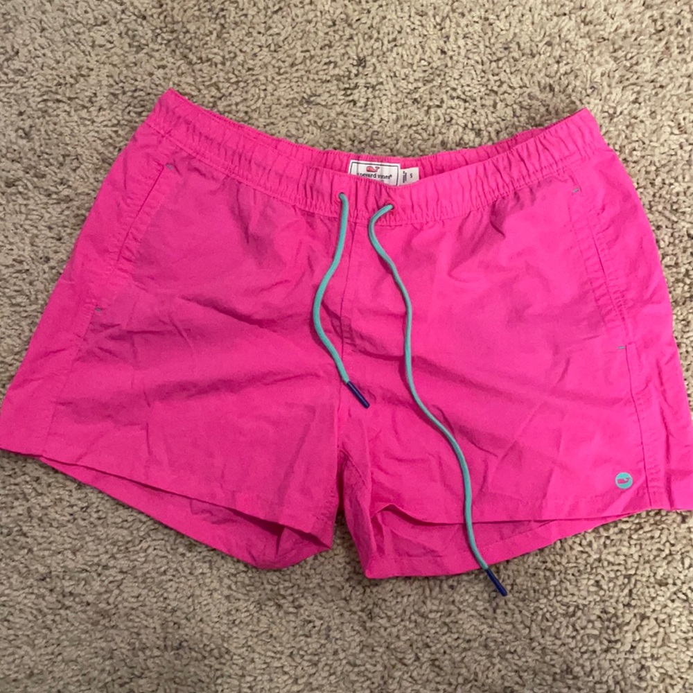 Vineyard vines shorts